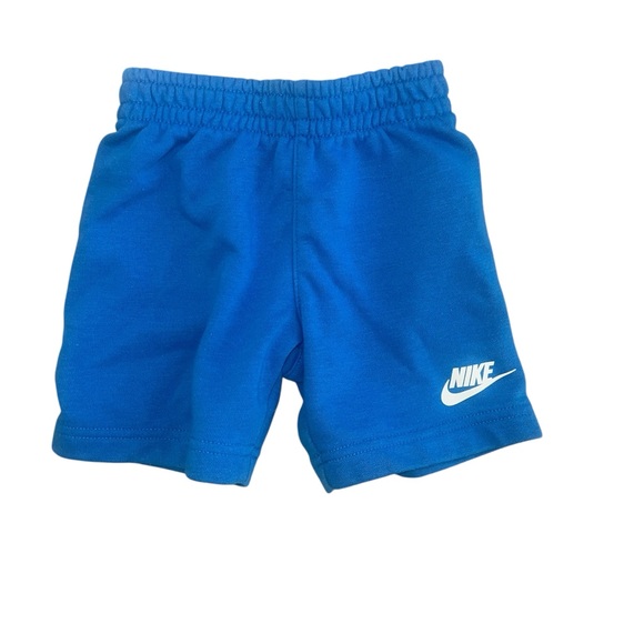 Nike Toddler Sportswear Jersey Graphic T-Shirt & French Terry Shorts Set Sz 2T - Picture 4 of 6